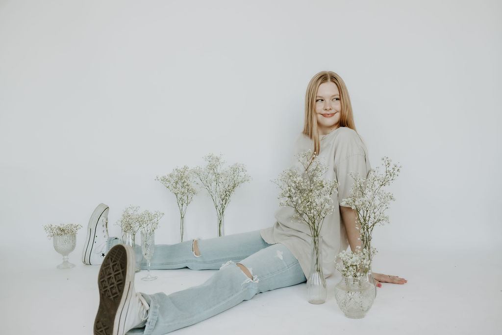 Pinterest Manager posing with babies breath